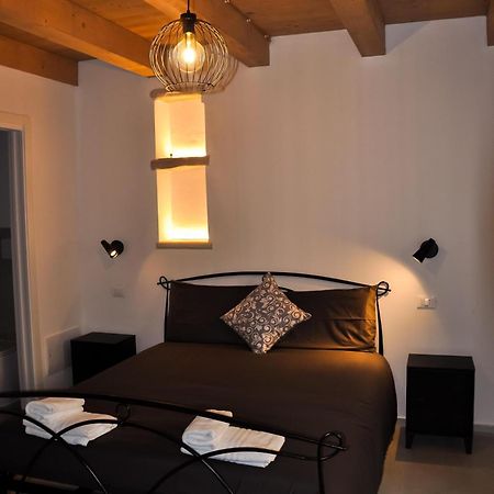 Bramante Suites Урбино Экстерьер фото