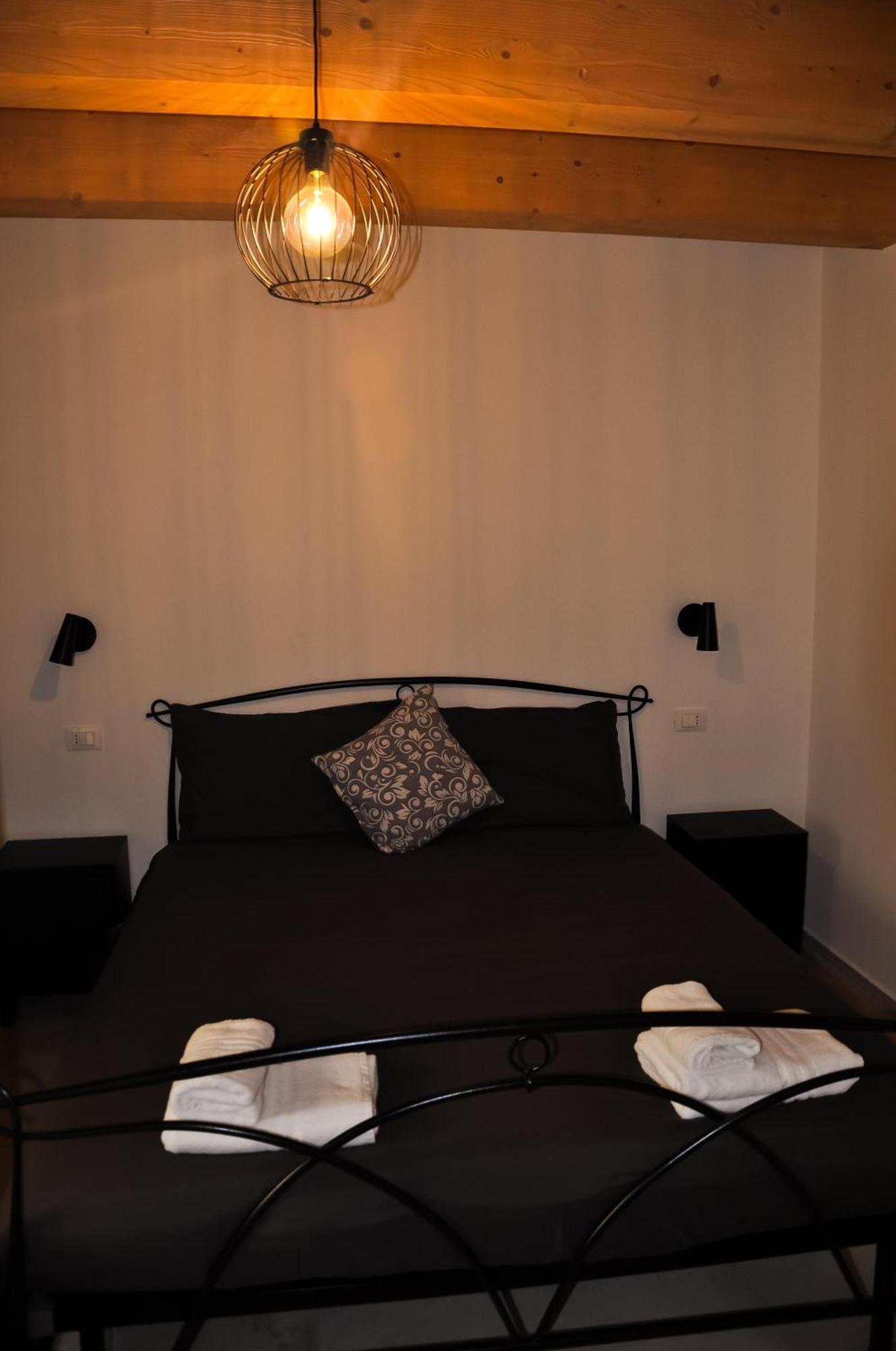 Bramante Suites Урбино Экстерьер фото